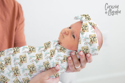 Travel Baby Girl Swaddle Set